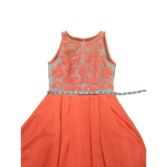 Keepsake The Label Neon Pink Embroidered Mini Dress Sz Small - Picture 11 of 13